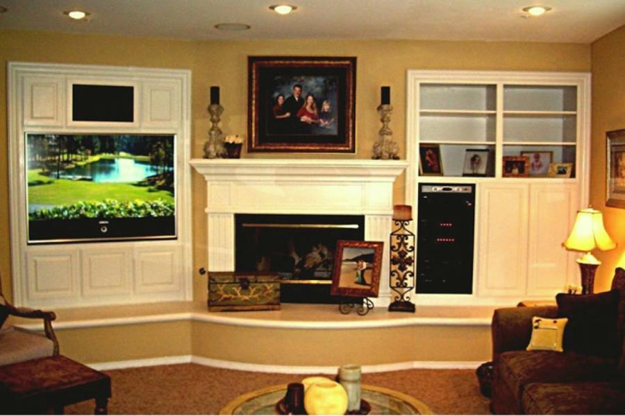Entertainment Highlighting Fireplace