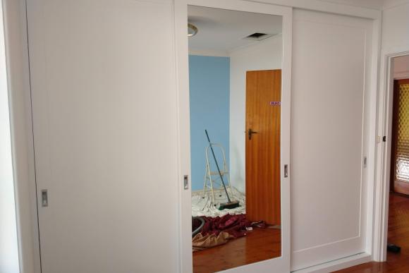 Shaker / Wideline Mirror Door Wardrobe