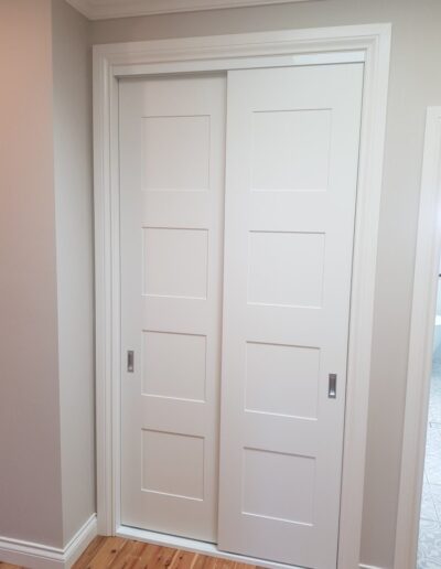 4 Box Shaker Sliding Doors